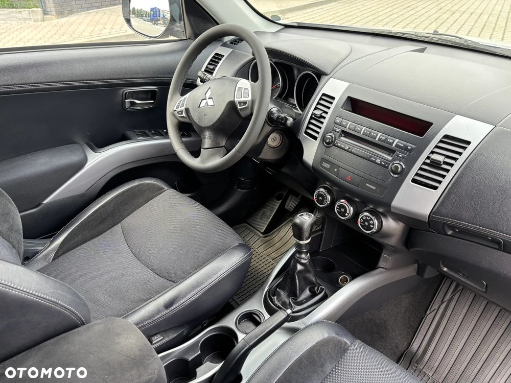 Mitsubishi Outlander 2.2 DI-D ClearTec 2WD Invite - 8