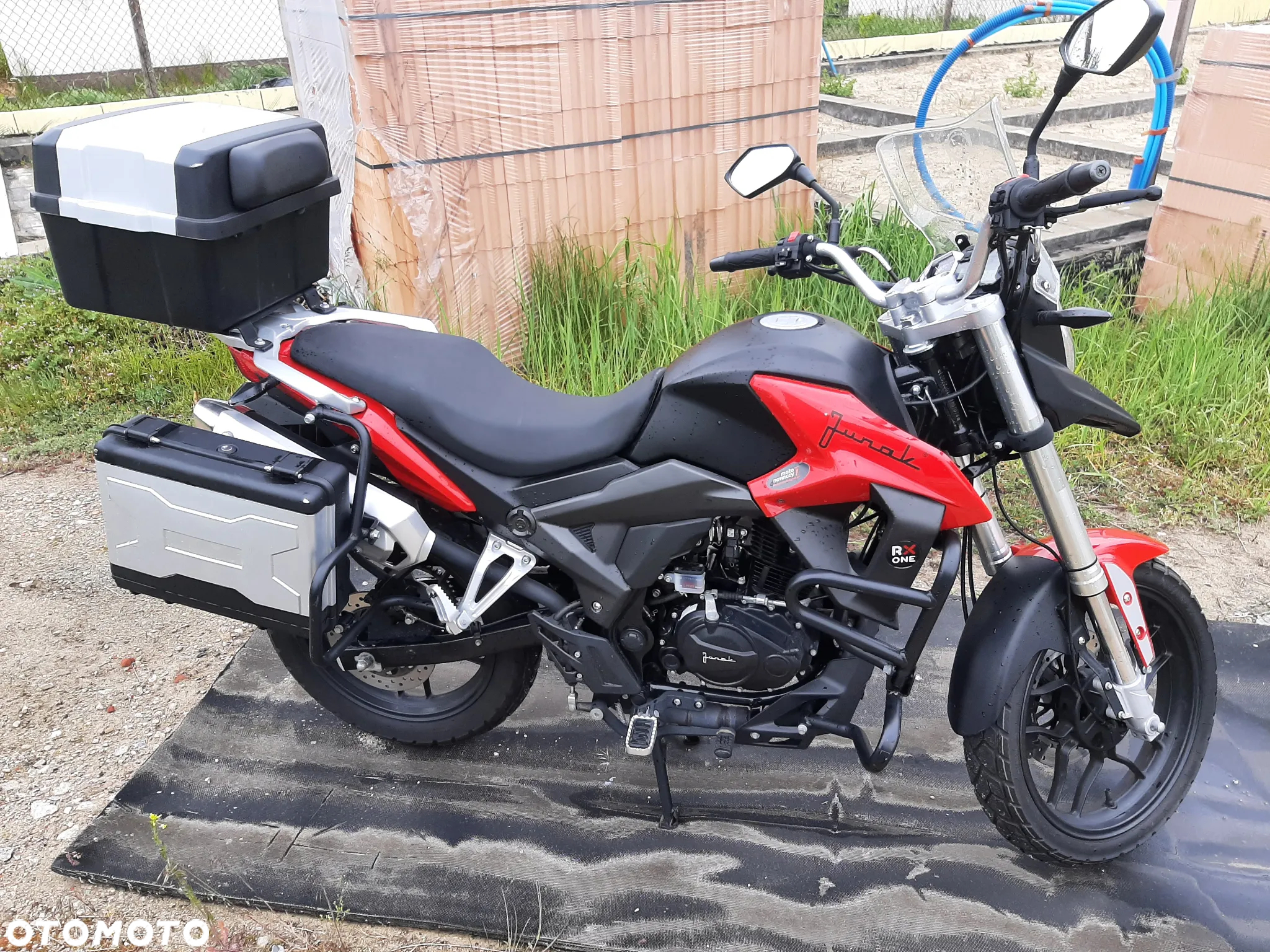 Junak RX One