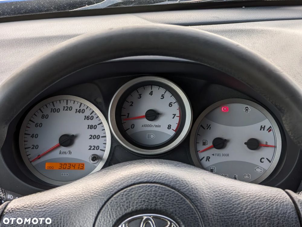 Toyota RAV4 4x2 - 31