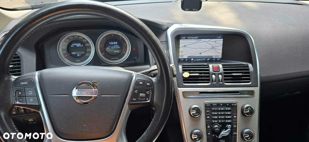 Volvo XC 60 - 8