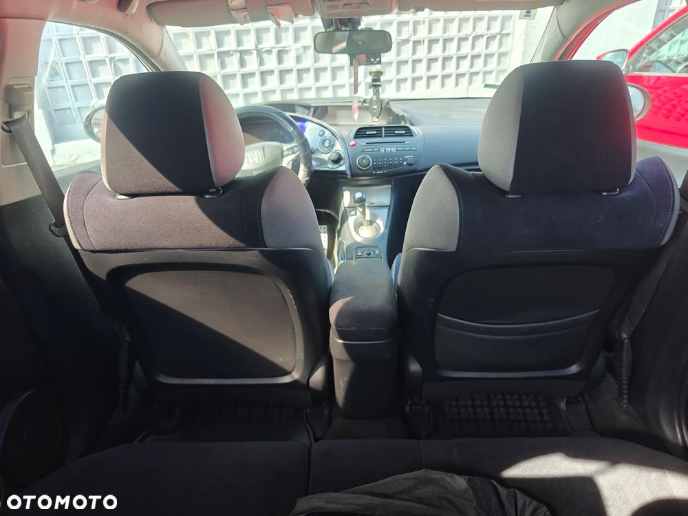 Honda Civic 1.8 Comfort - 9
