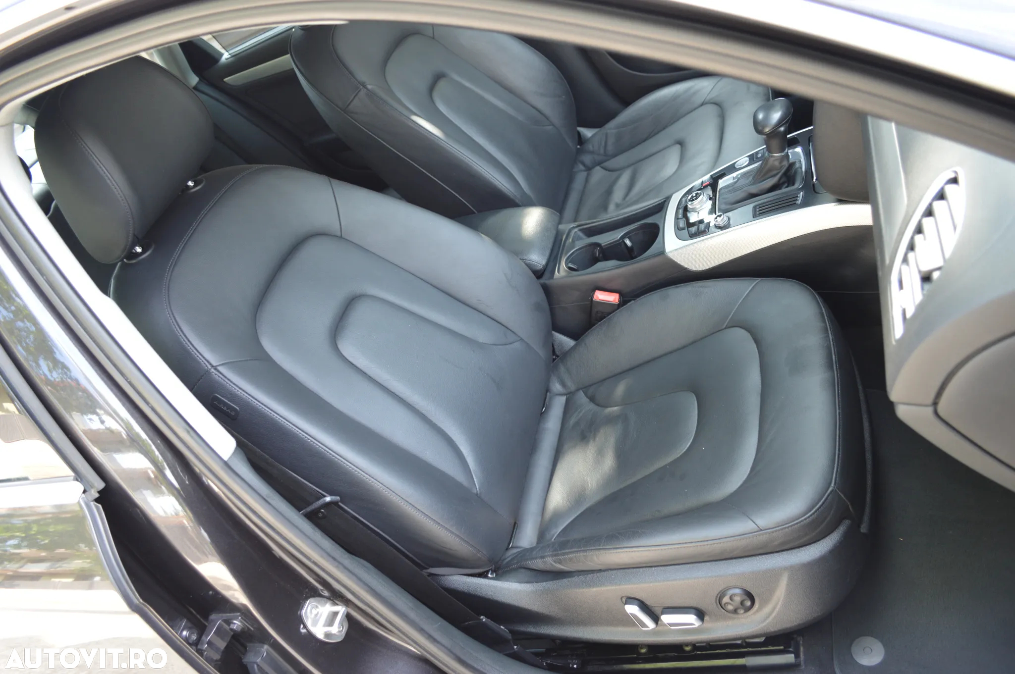 Audi A4 2.0 TDI DPF multitronic S line Sportpaket - 26