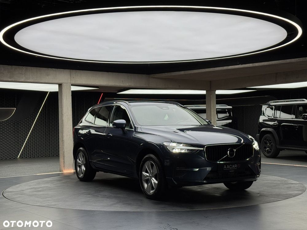 Volvo XC 60 B5 B AWD Momentum Pro - 8