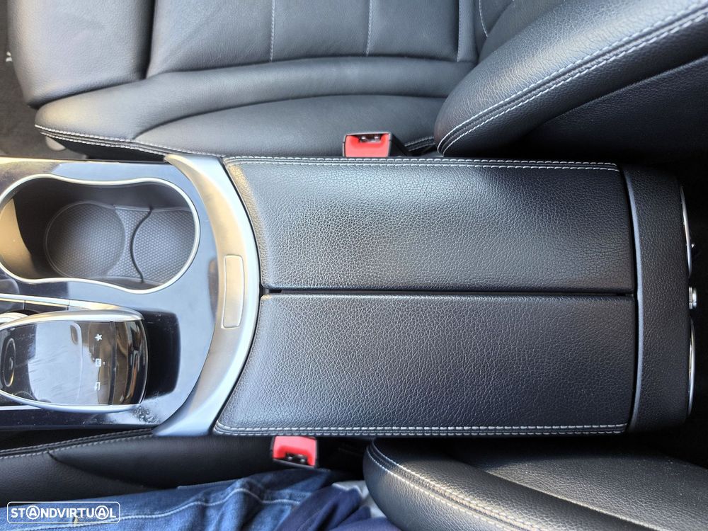Mercedes-Benz C 220 Station CDI DPF BlueEFFICIENCY Avantgarde Edition - 23