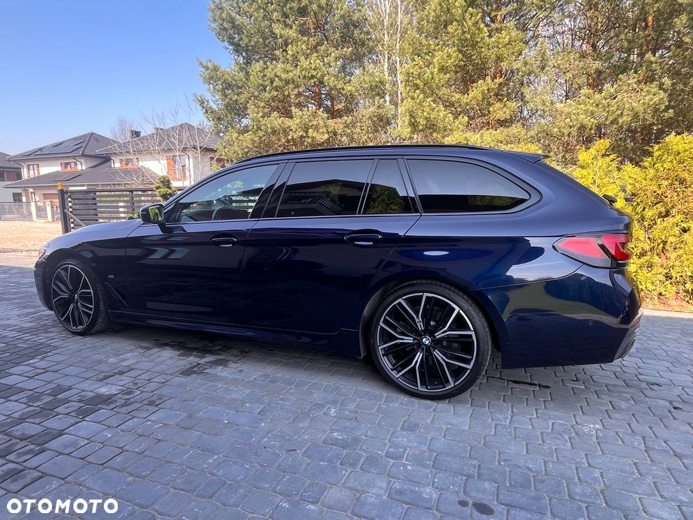 BMW Seria 5 520d M Sport Edition - 6