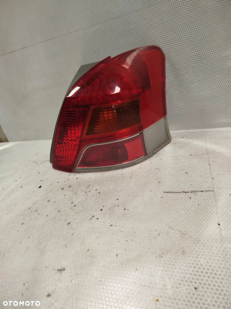 + LAMPA TYŁ TYLNA PRAWA TOYOTA YARIS 2 LIFT FL - 2
