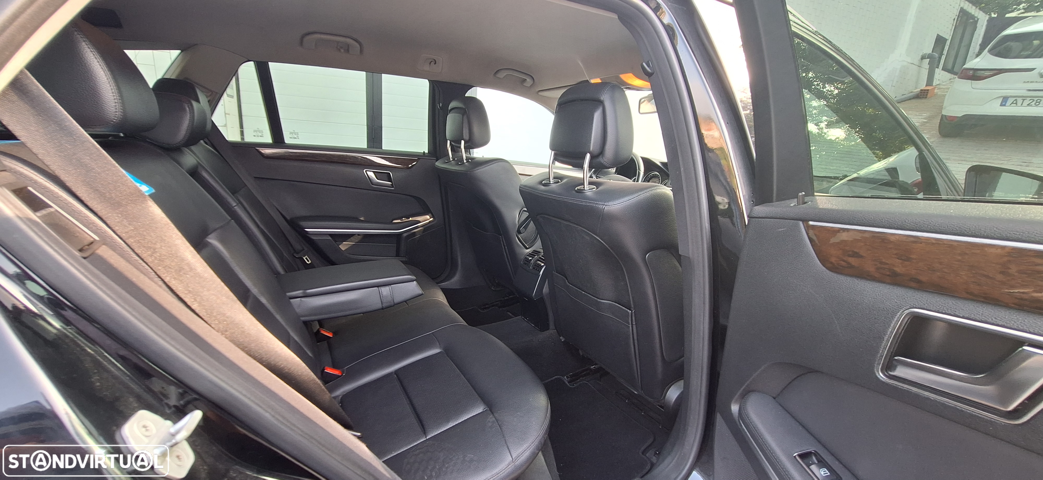 Mercedes-Benz E 200 BlueTEC Elegance - 12