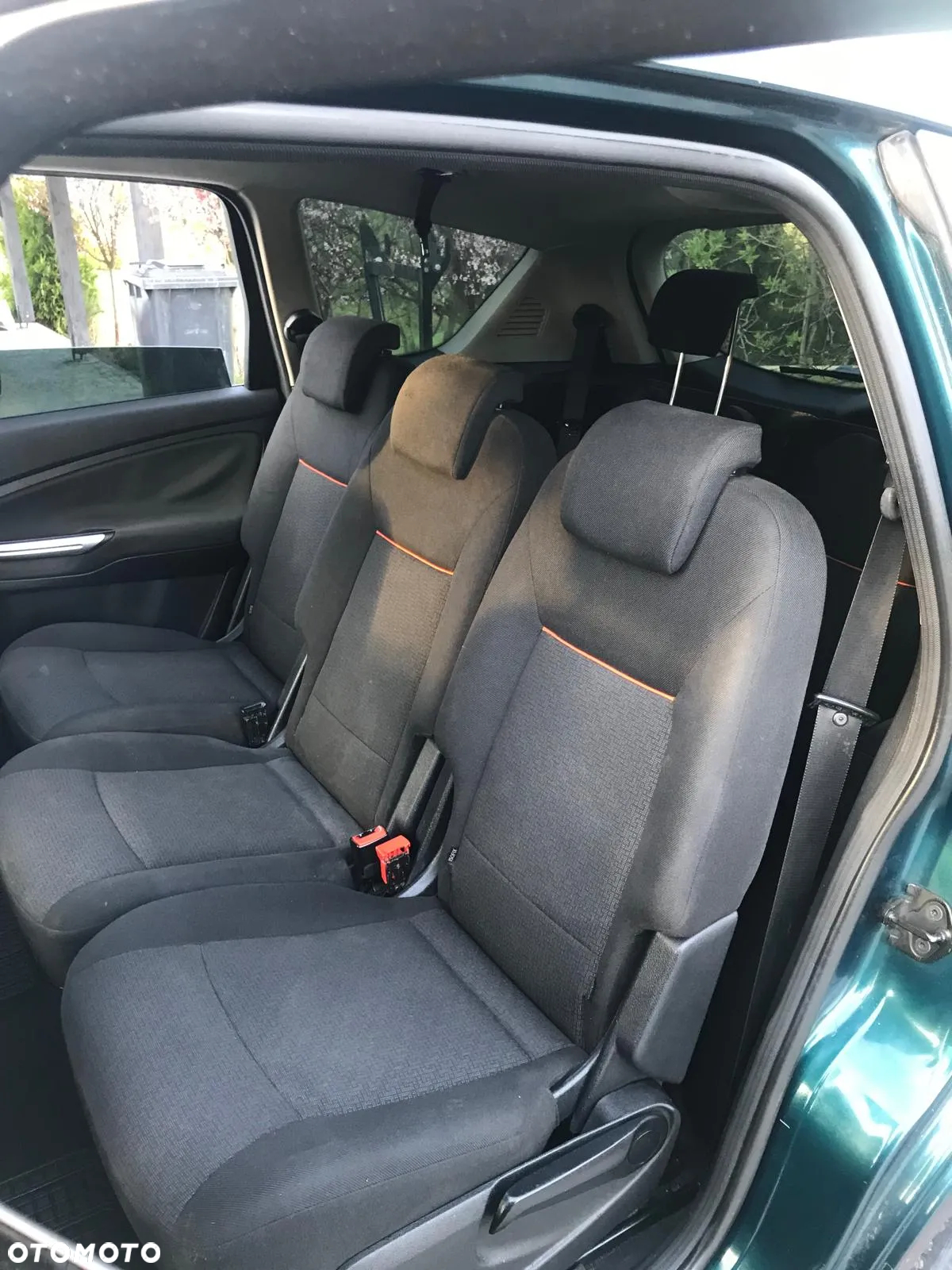 Ford S-Max - 9