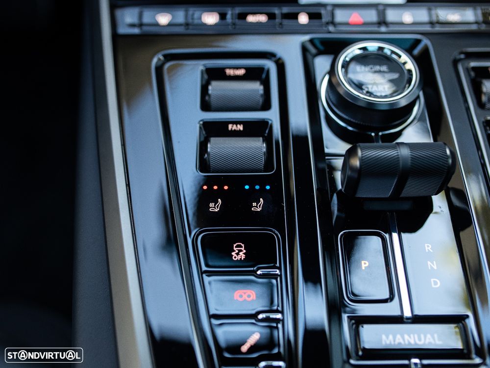 Aston Martin DBX 707 - 38