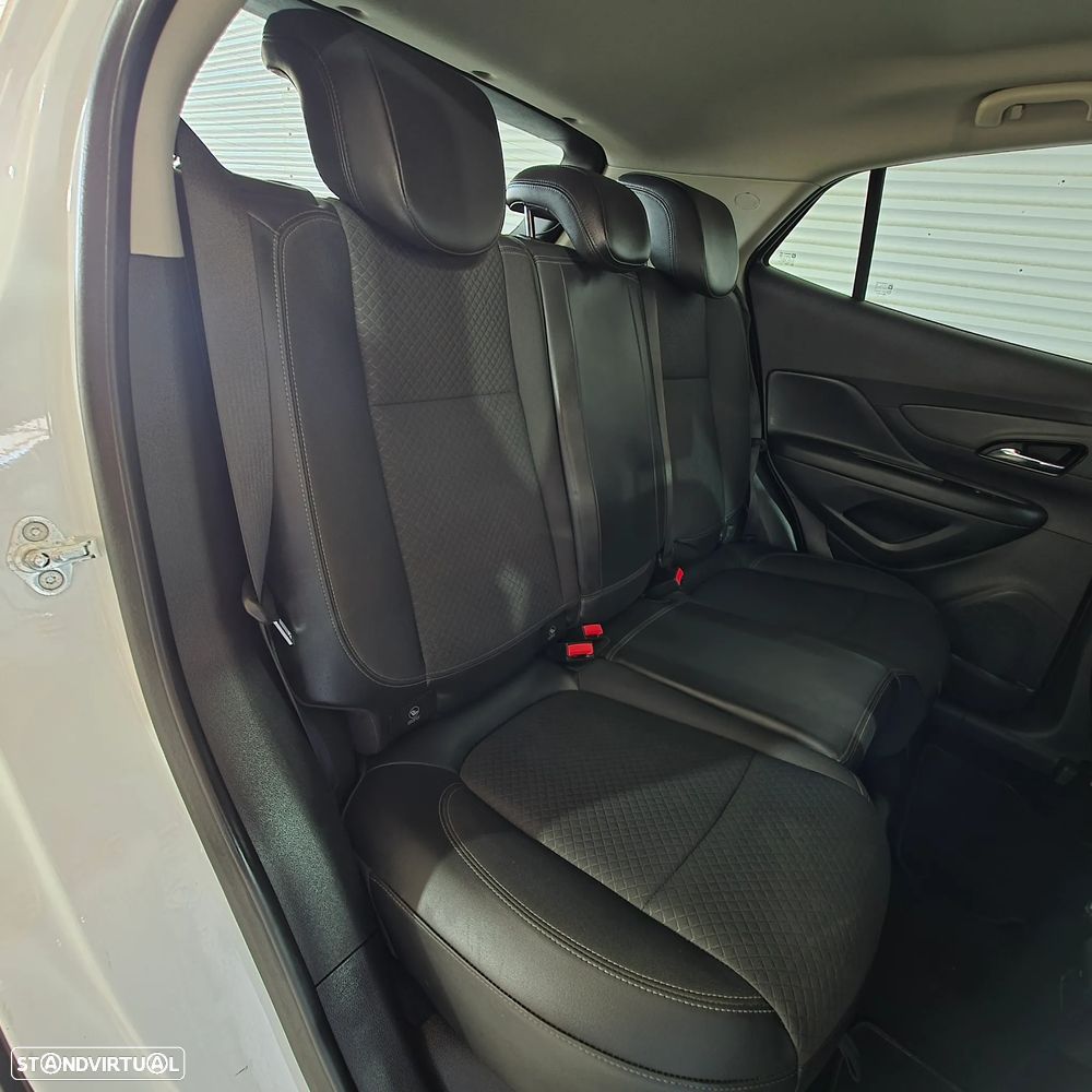 Opel Mokka 1.4 T Executive S/S - 18