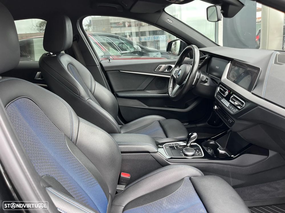 BMW 118 d Pack Desportivo M - 30