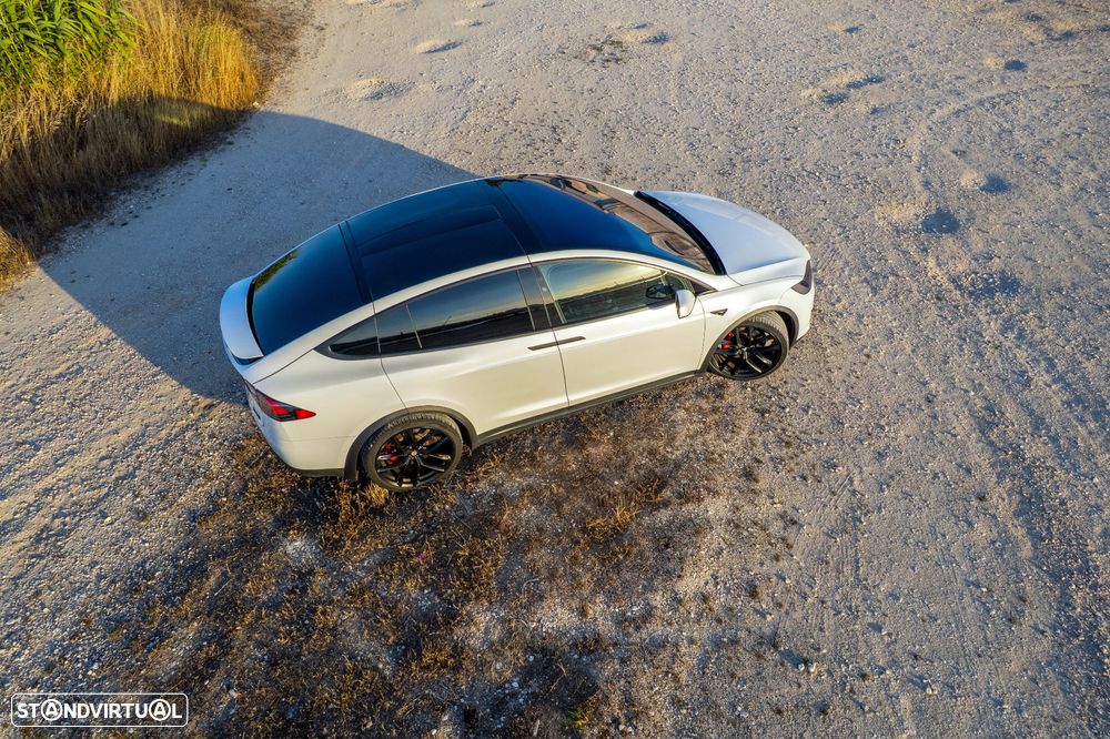 Tesla Model X P100D - 56