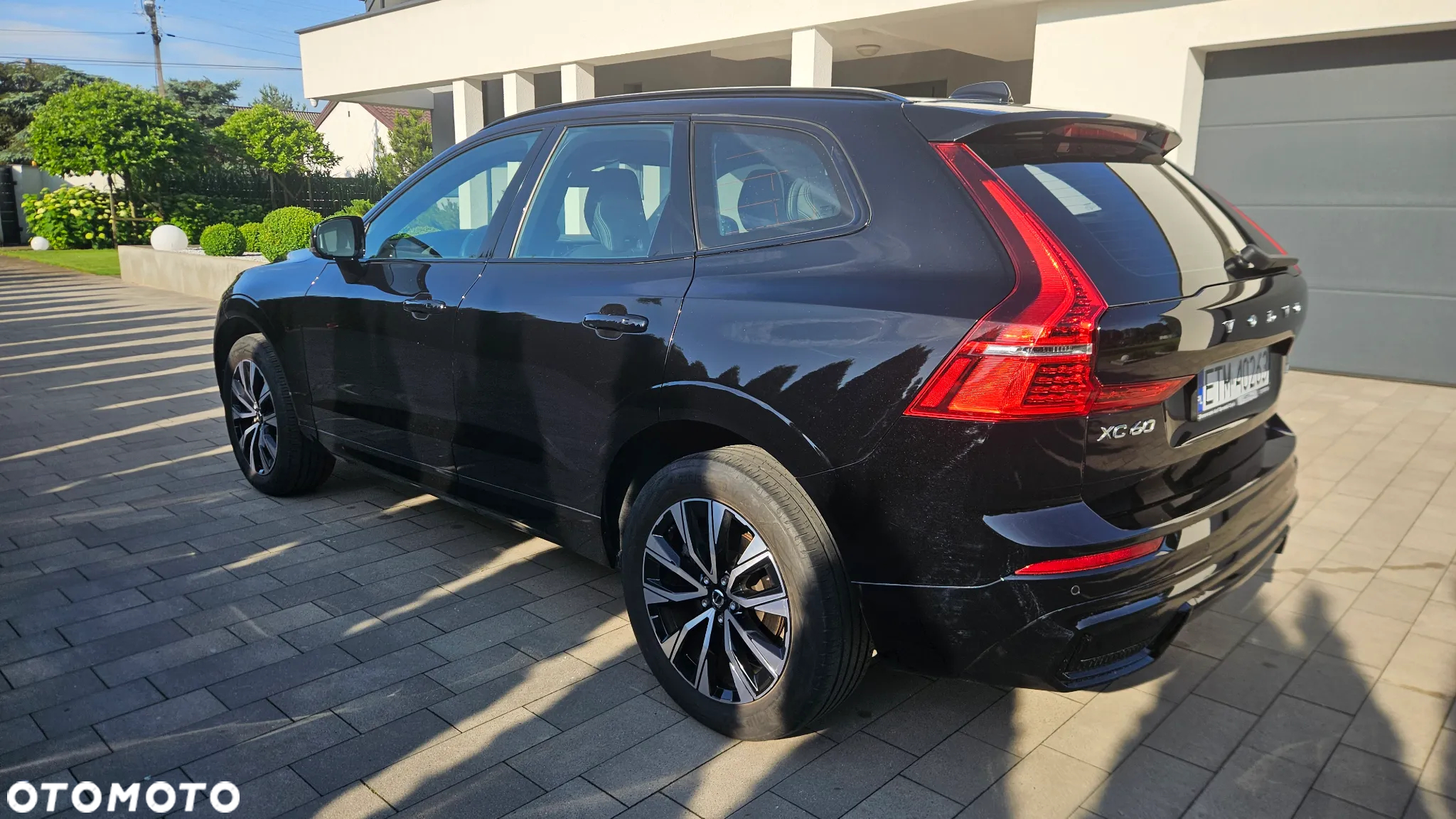 Volvo XC 60 B4 D AWD R-Design - 26
