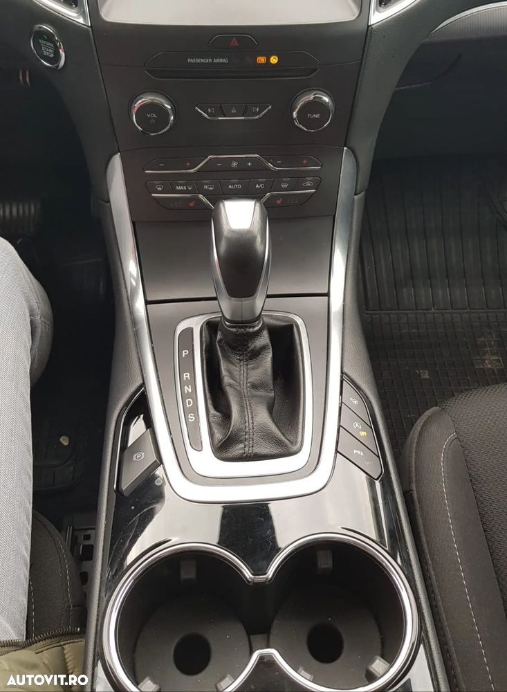 Ford S-Max 2.0 TDCi Powershift Titanium - 7