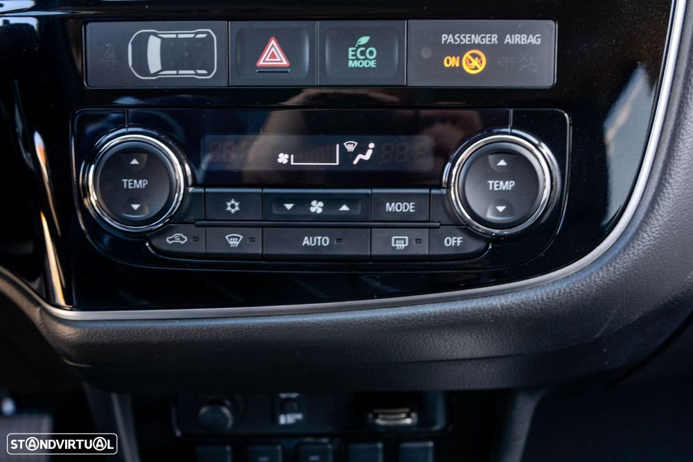 Mitsubishi Outlander 2.0 PHEV Intense - 20