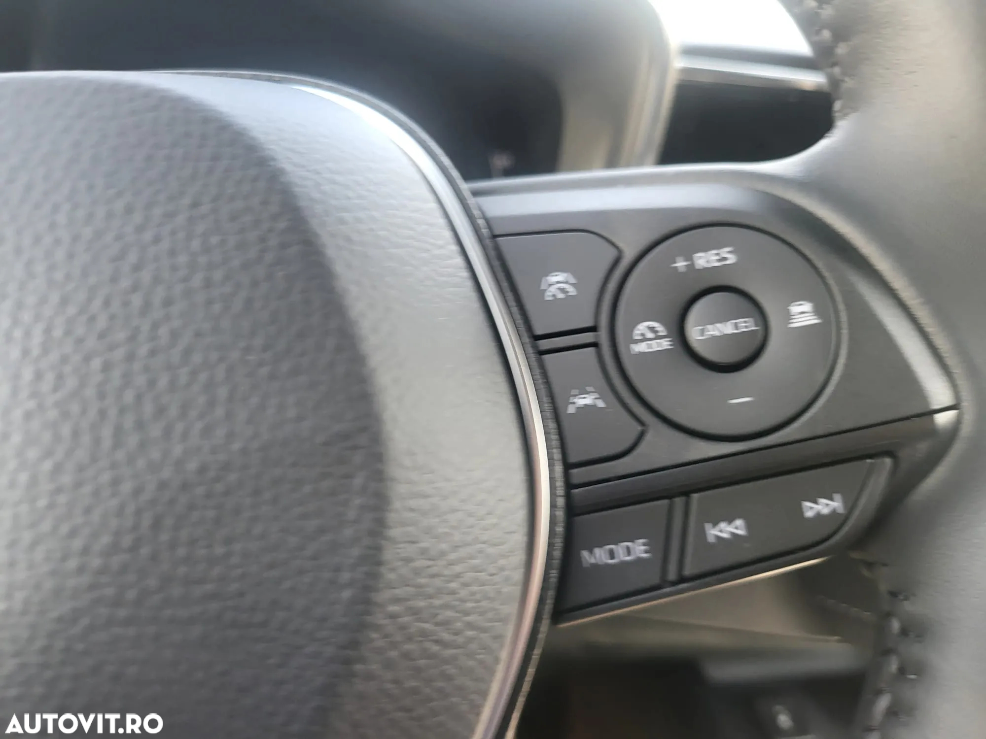 Suzuki Swace 1.8 E-CVT HEV Passion - 9