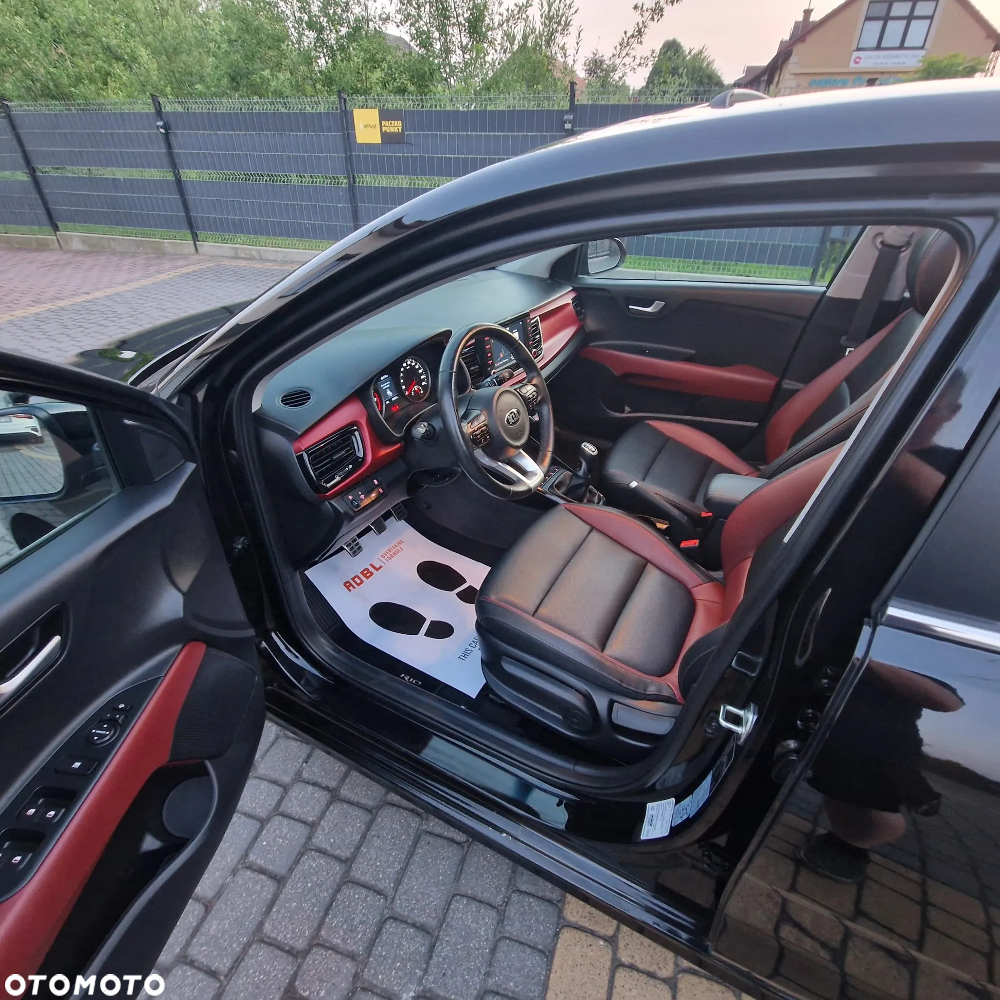 Kia Rio - 8