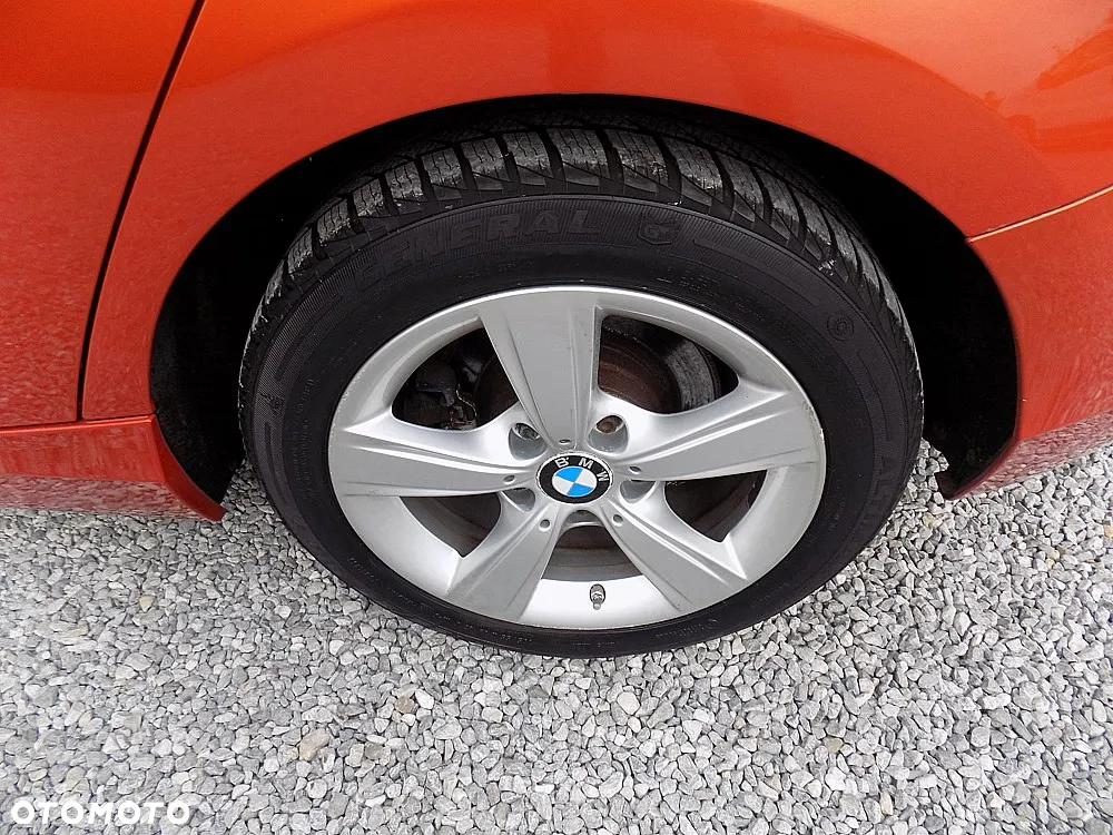 BMW Seria 1 116d EfficientDynamics Sport Line - 20