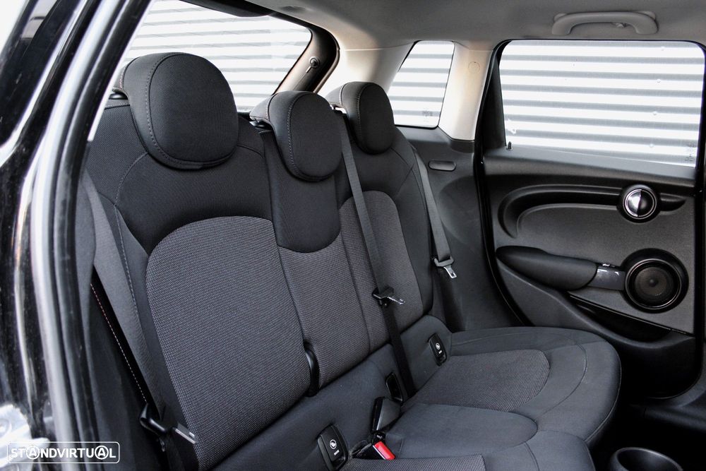 MINI 5 Portas One - 12