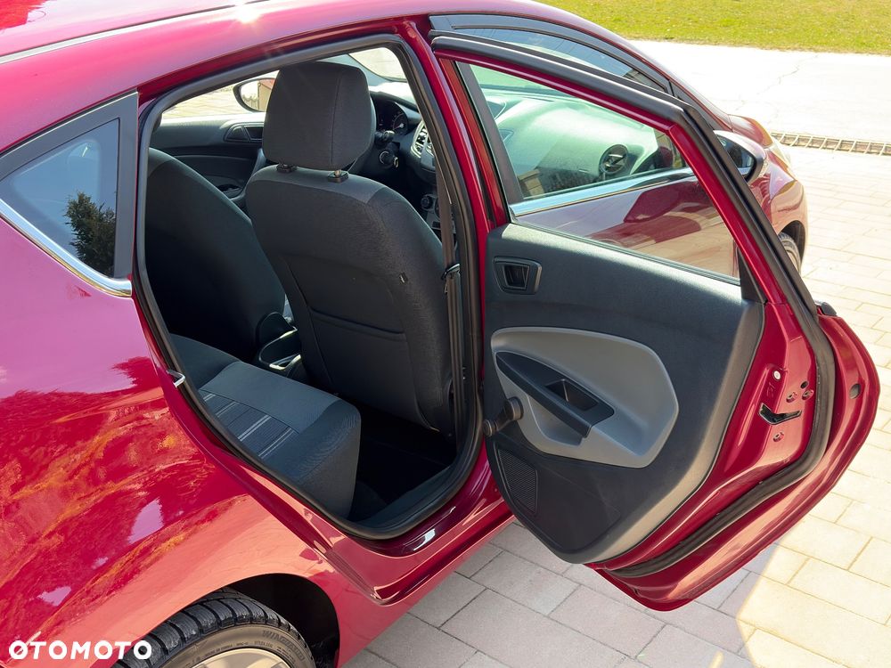 Ford Fiesta 1.25 SYNC Edition - 28
