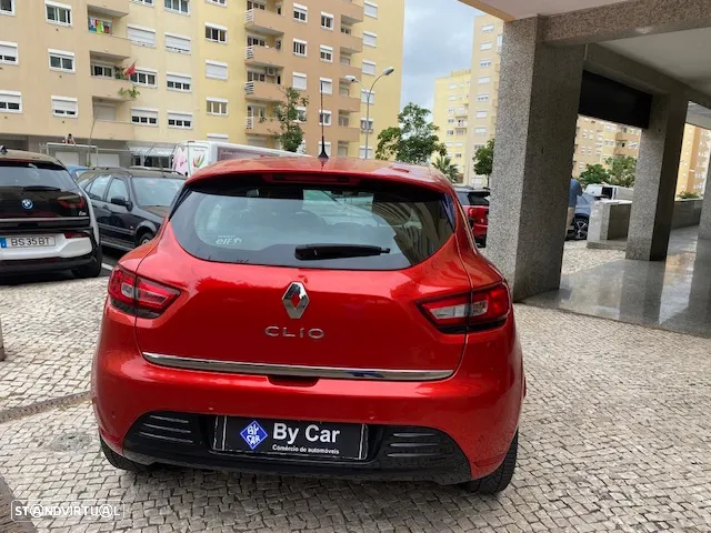 Renault Clio 0.9 TCe Limited - 26