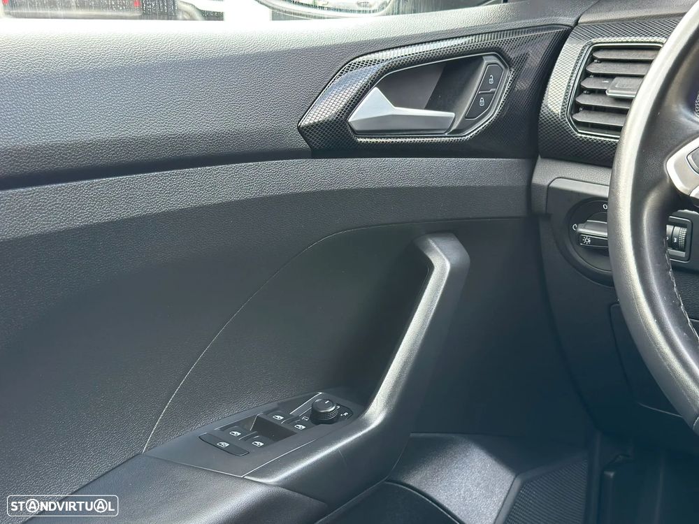 VW T-Cross 1.0 TSI - 32