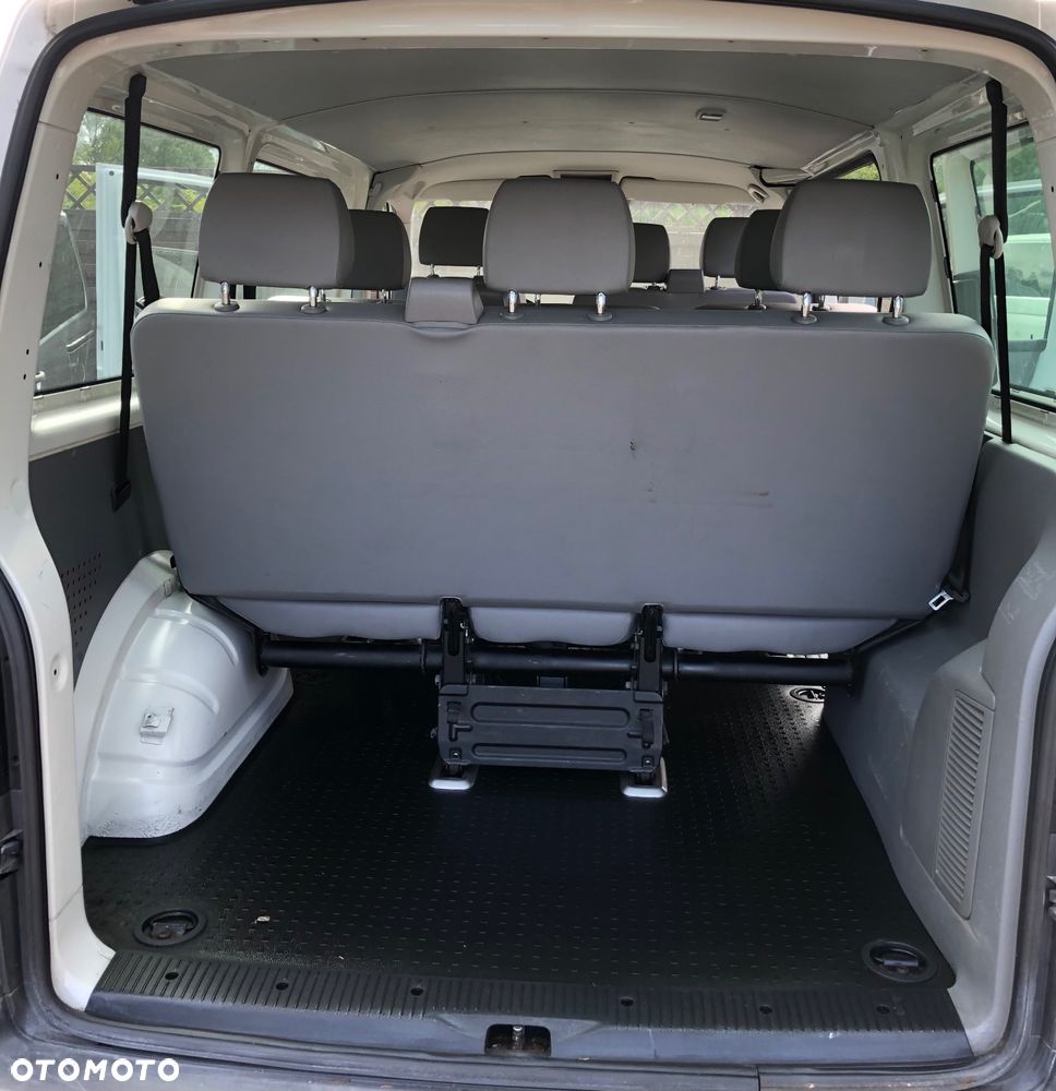 Volkswagen Transporter - 17