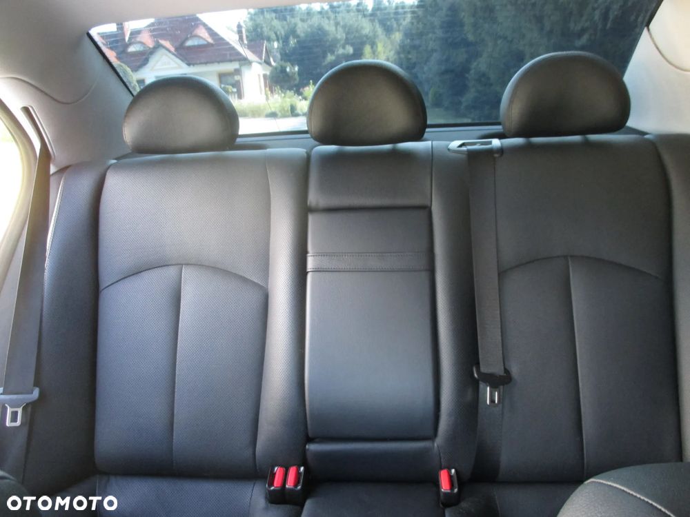 Mercedes-Benz Klasa E 320 CDI Avantgarde DPF Sport Edition AMG - 20