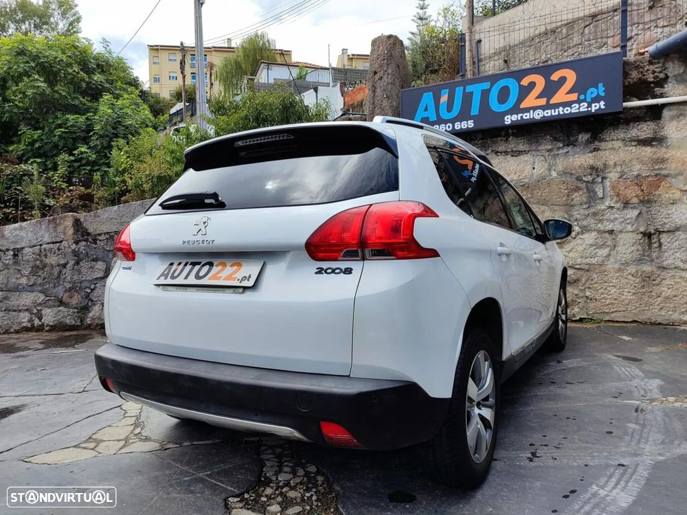 Peugeot 2008 - 6