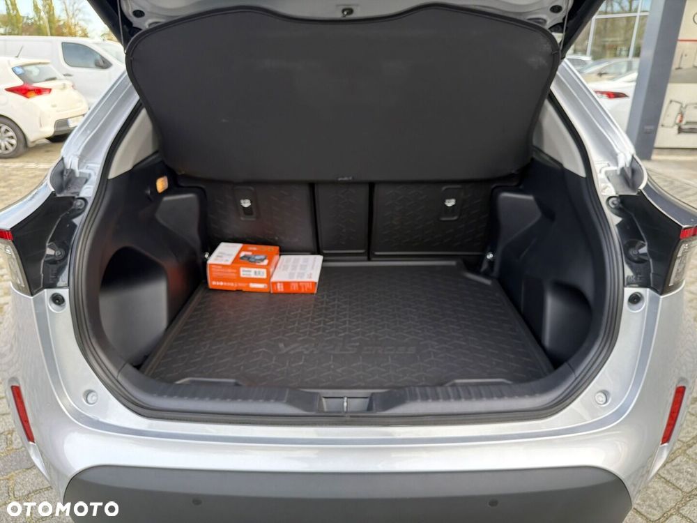 Toyota Yaris Cross Hybrid 1.5 Executive AWD - 14