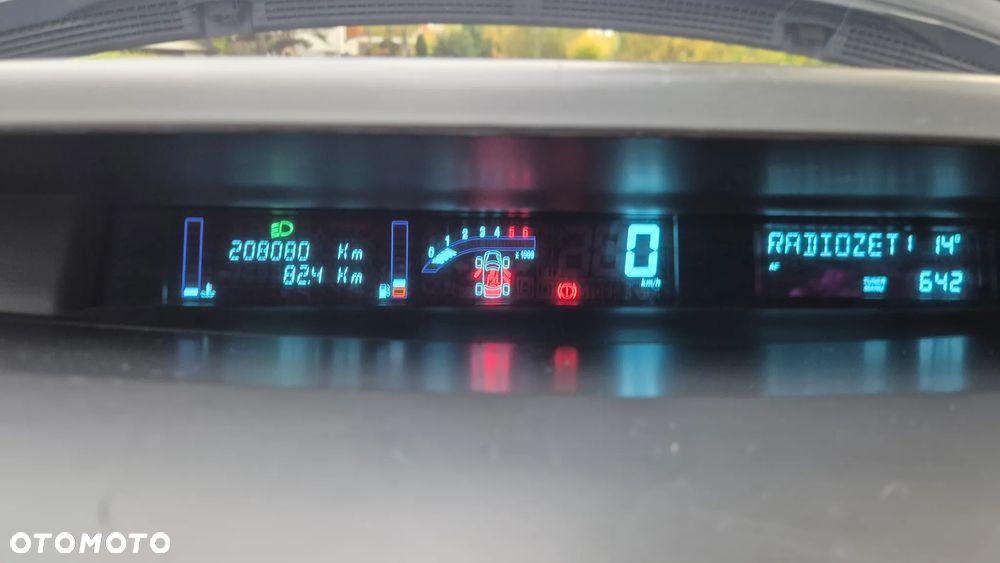 Renault Espace 2.2 dCi Expression - 17