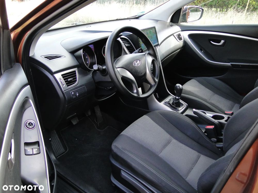 Hyundai i30 1.4 CRDi Premium - 15