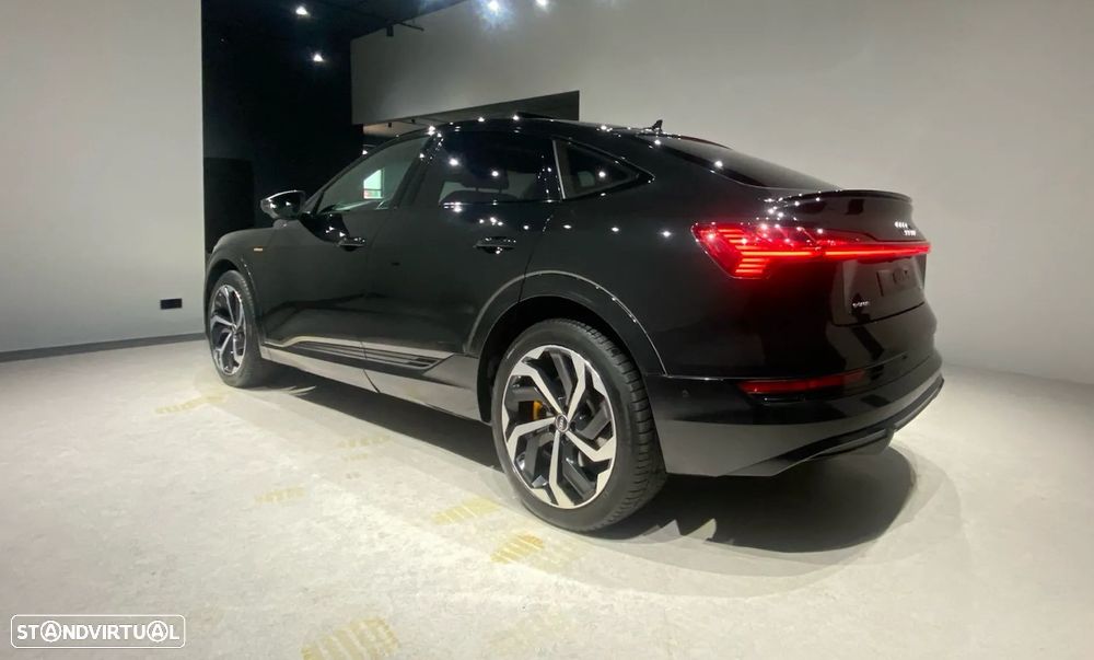 Audi e-tron 55 quattro S line - 2