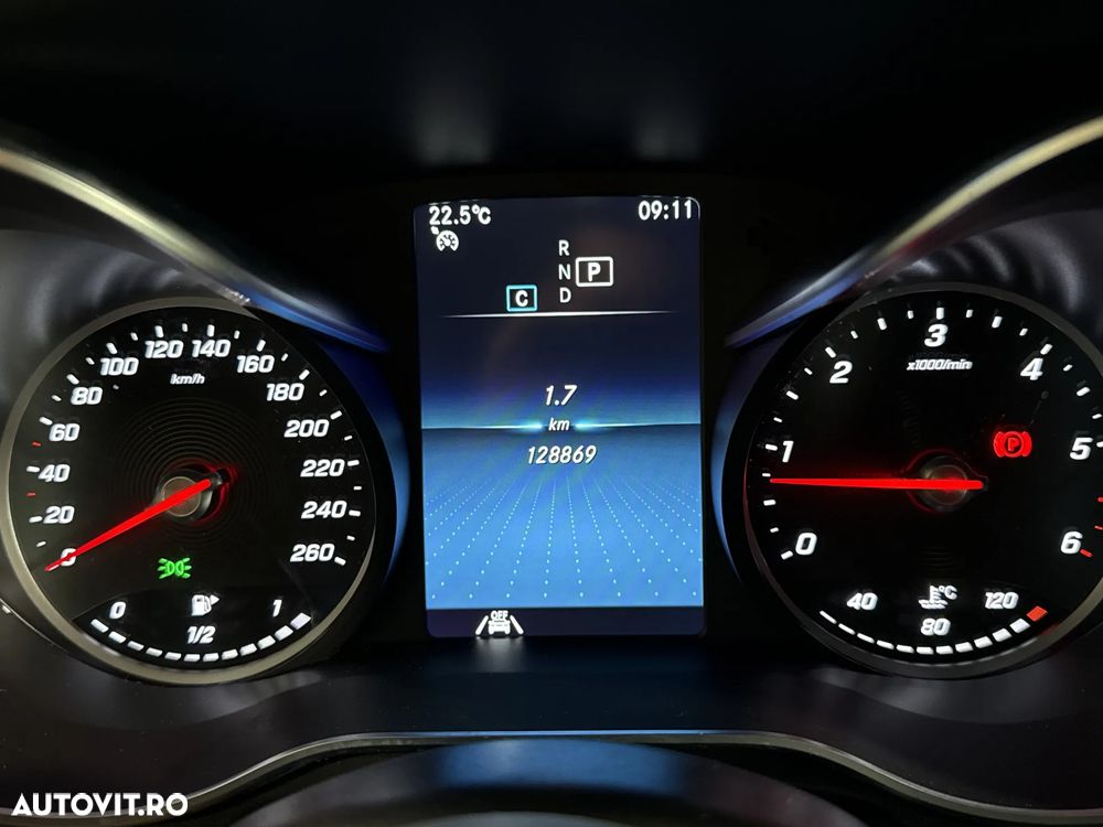 Mercedes-Benz GLC - 11