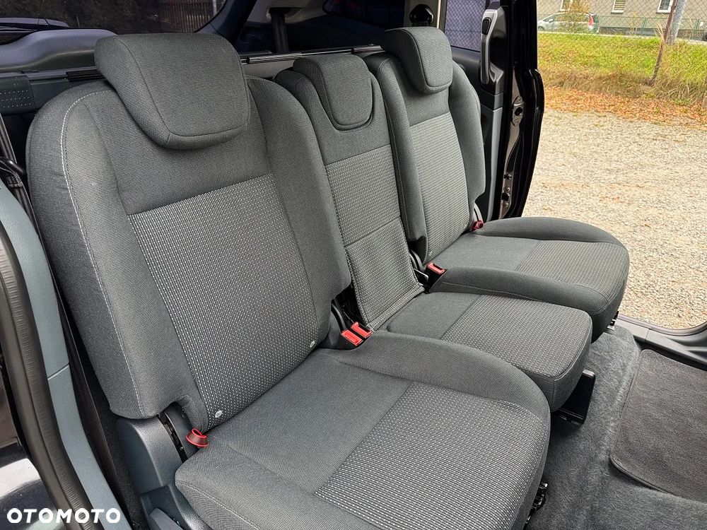 Ford Grand C-MAX 1.6 Titanium - 31