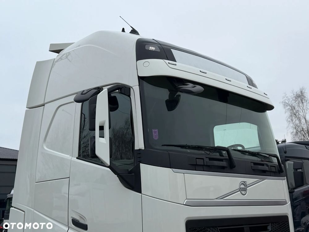 Volvo FH460 z Austrii kabina XL nowa hydraulika 600Tkm oryginalnego przebiegu - 14