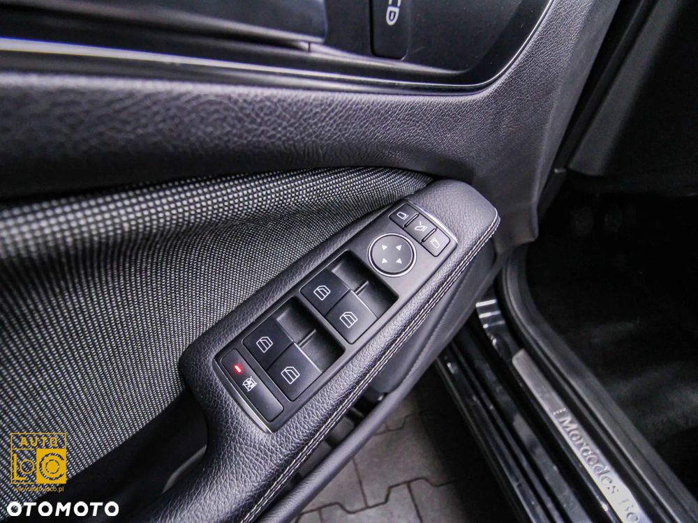 Mercedes-Benz Klasa A 180 CDI AMG Line - 25