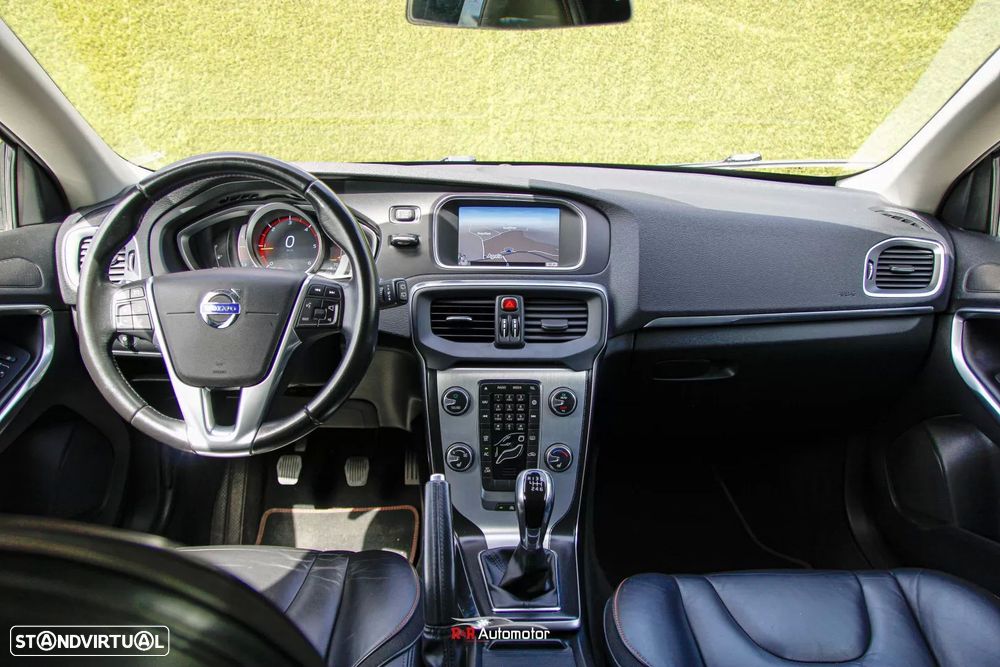 Volvo V40 1.6 D2 Volvo Ocean Race - 17