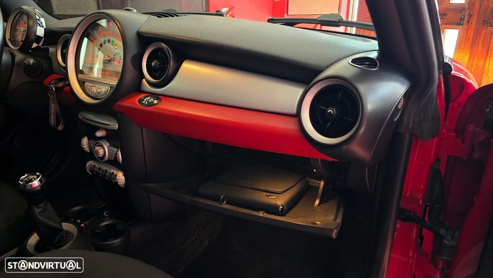 MINI Cabrio Cooper - 33