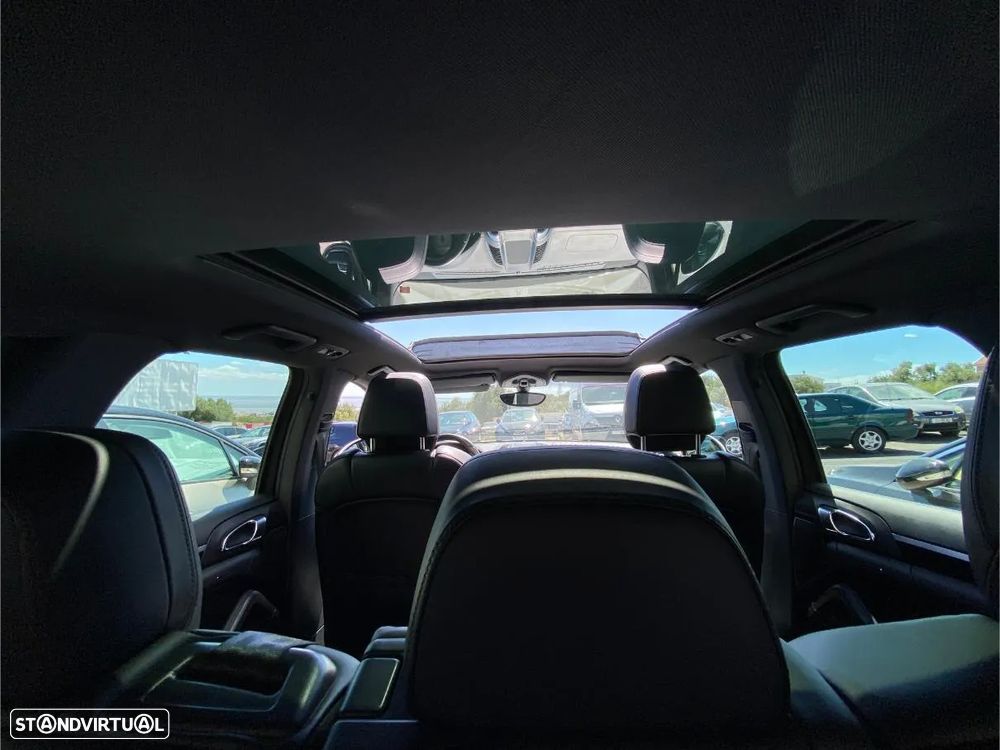 Porsche Cayenne S Hybrid - 35