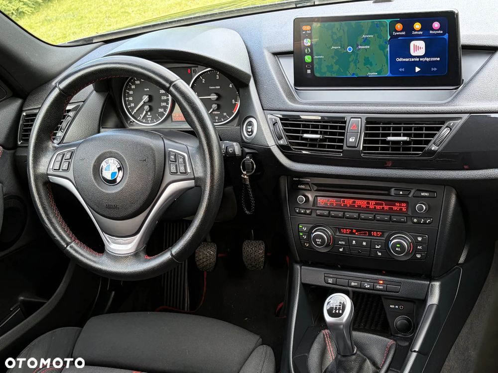 BMW X1 xDrive18d Sport Line - 28