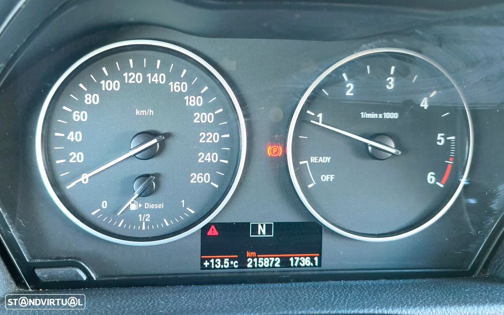 BMW 218 Active Tourer d Sport Line - 18