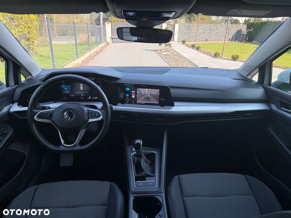 Volkswagen Golf - 10