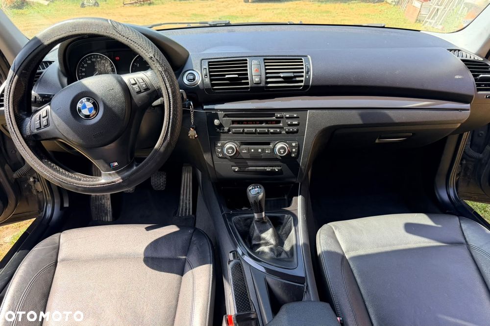 BMW Seria 1 120i Edition Sport - 25
