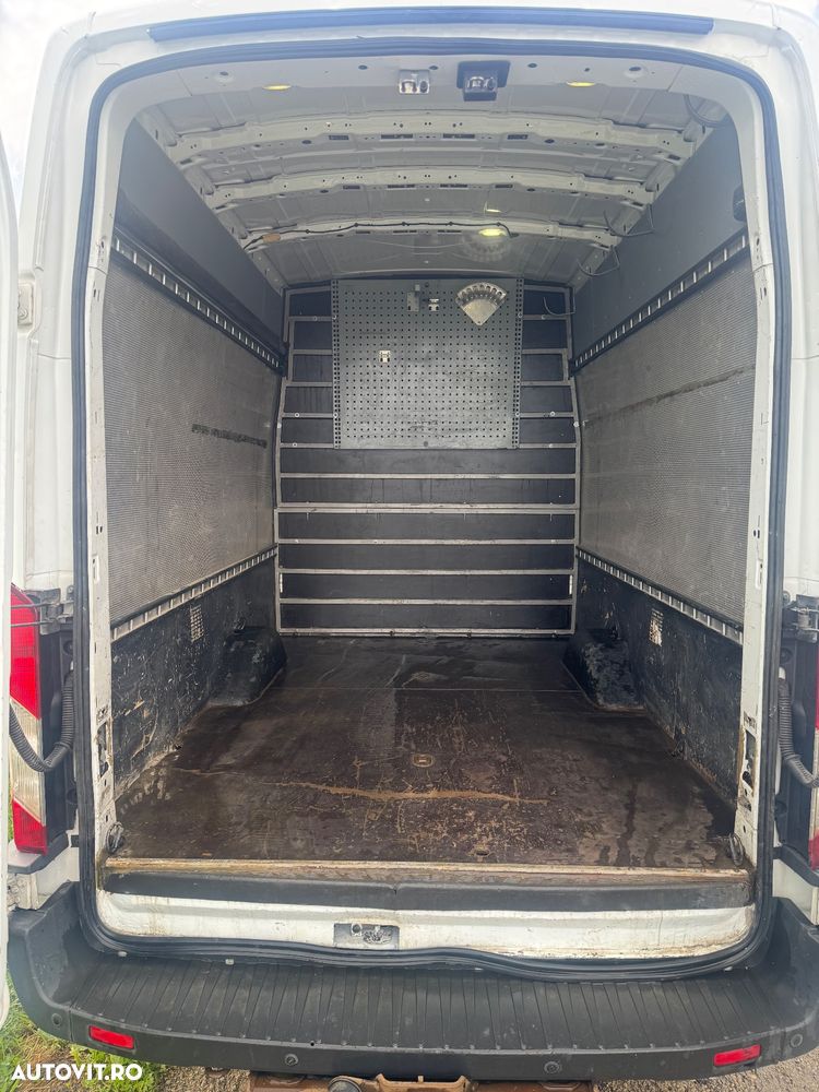 Ford TRANSIT - 12