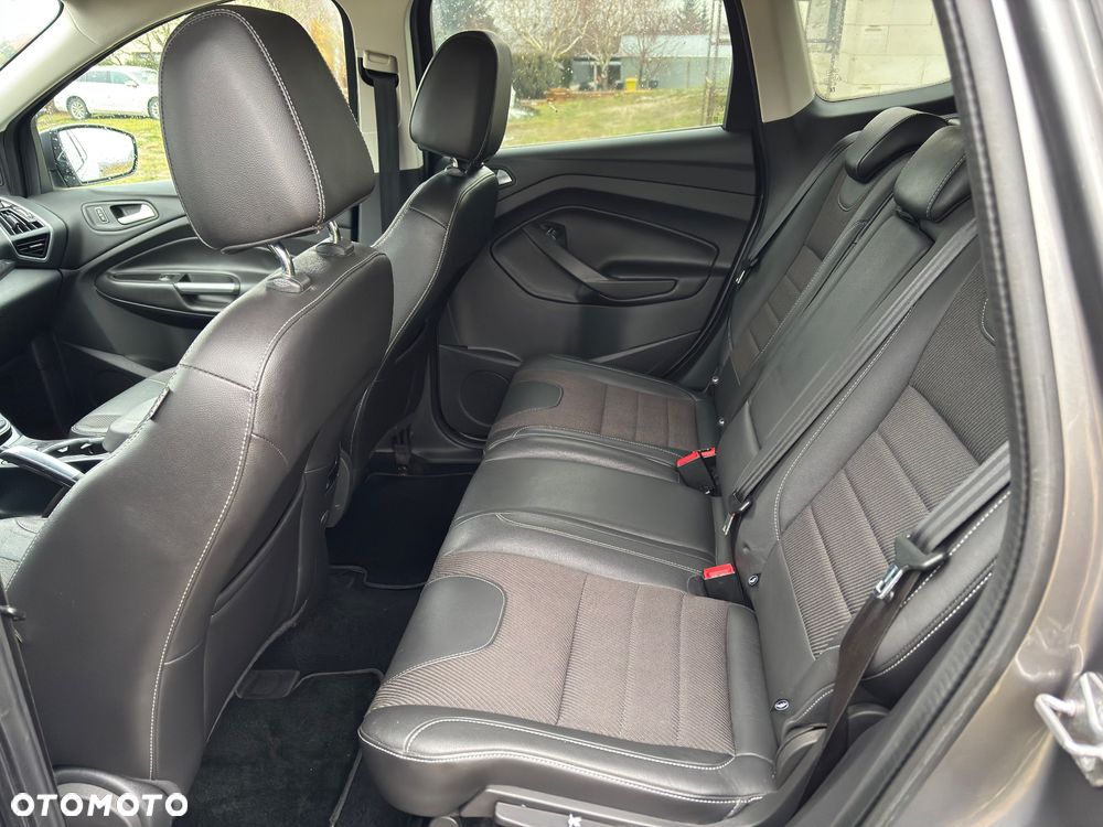 Ford Kuga 2.0 TDCi Titanium FWD - 17