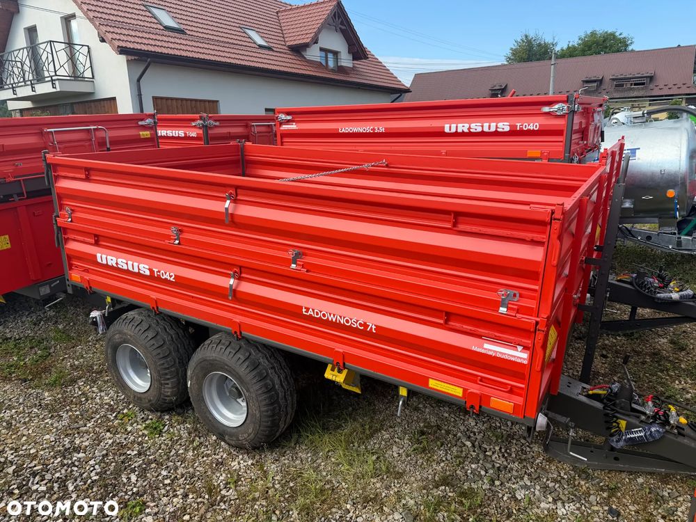 Ursus T-042 - 2