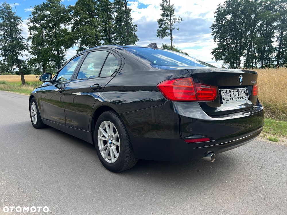 BMW Seria 3 318d - 7