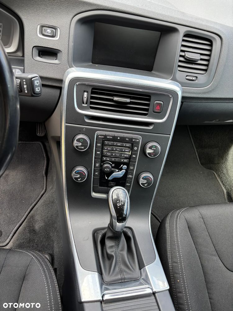 Volvo V60 D3 Geartronic Linje Business - 17