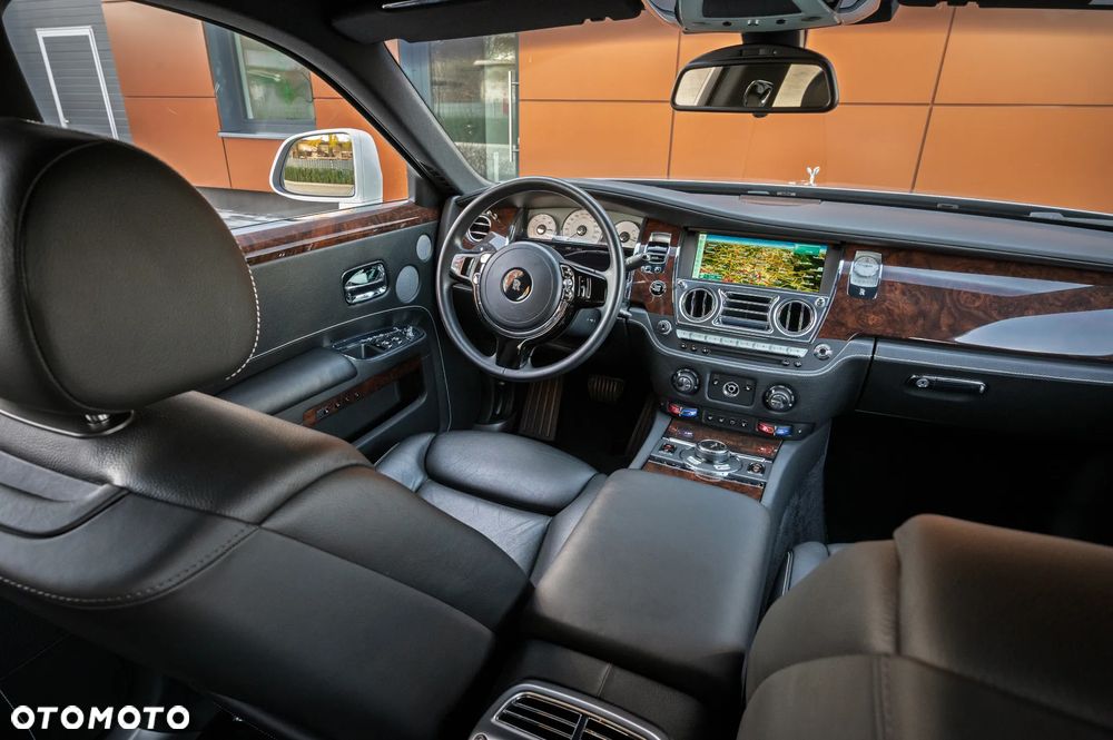 Rolls-Royce Ghost - 17